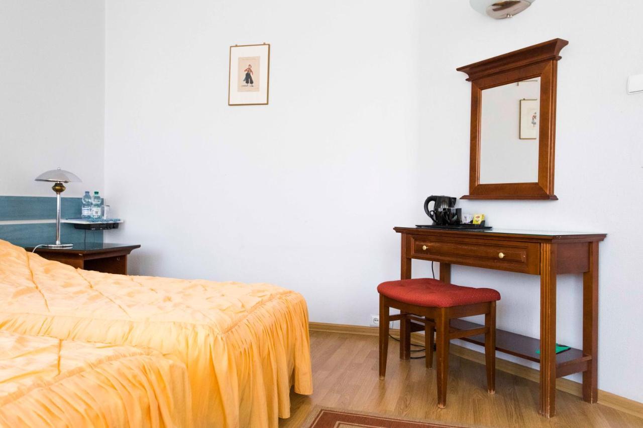 Hotel Maria Varsavia Esterno foto